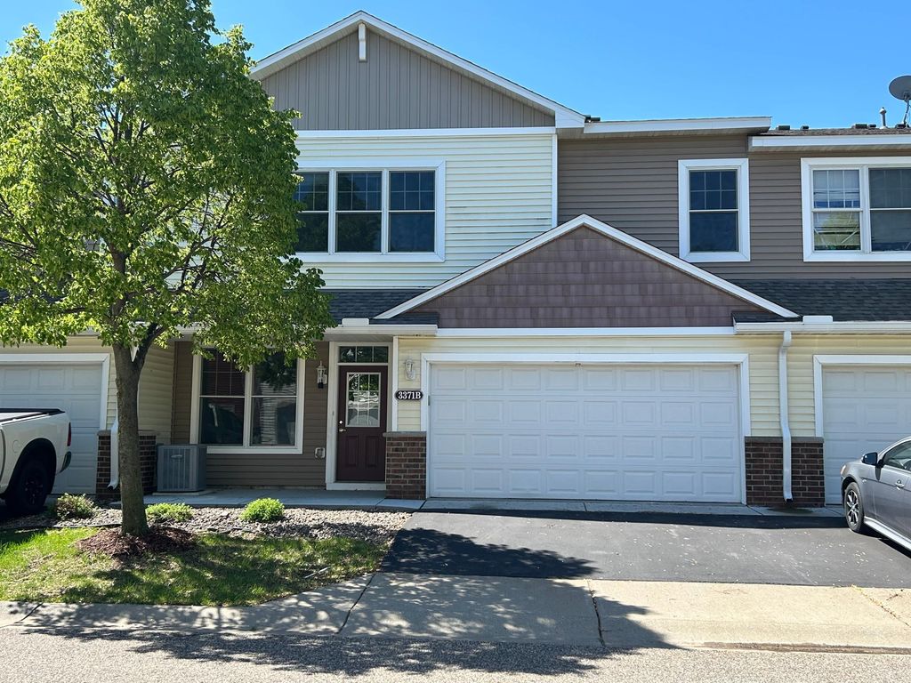 3371 Hazel Trail B, Woodbury, MN 55129