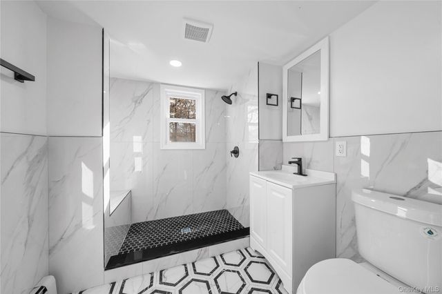 78 Carr Lane, Coram, NY 11727