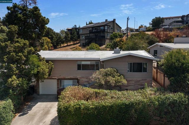 544 N Camino Alto, Vallejo, CA 94590