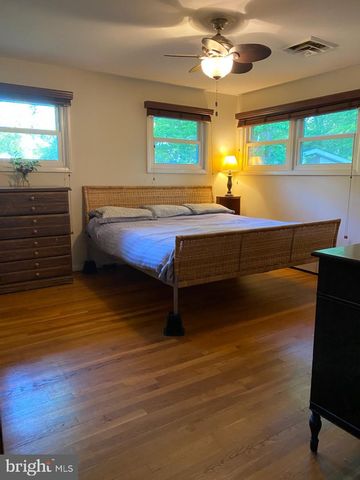 5228 CHIPPEWA PL, Alexandria, VA 22312