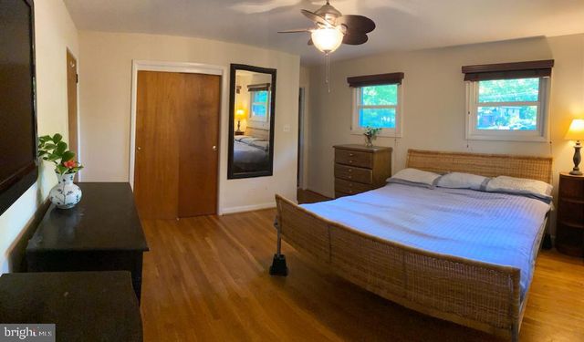 5228 CHIPPEWA PL, Alexandria, VA 22312