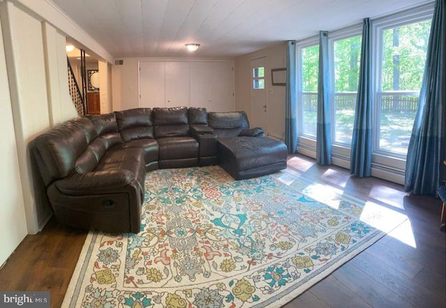 5228 CHIPPEWA PL, Alexandria, VA 22312