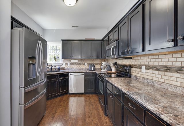 241 Drema Ct, Murfreesboro, TN 37127