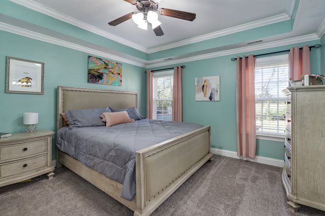 241 Drema Ct, Murfreesboro, TN 37127