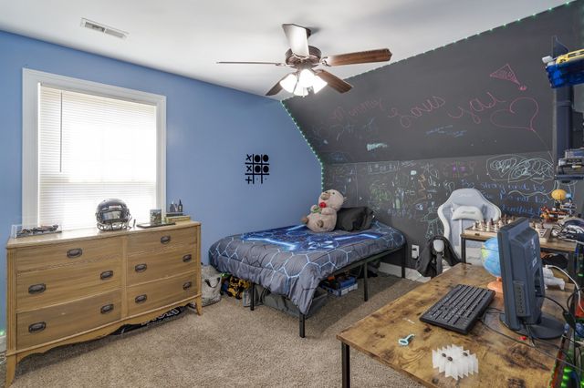 241 Drema Ct, Murfreesboro, TN 37127