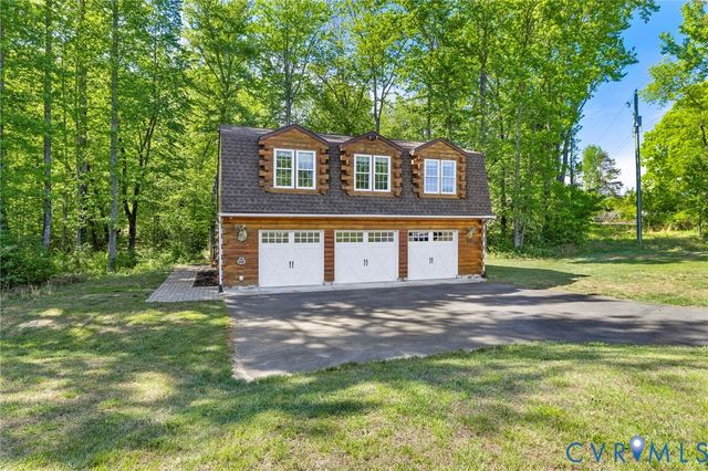 3235 Three Chopt Rd, Gum Spring, VA 23065