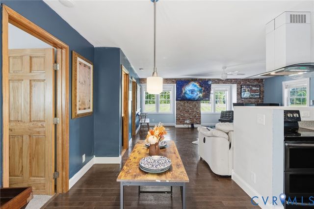 3235 Three Chopt Rd, Gum Spring, VA 23065