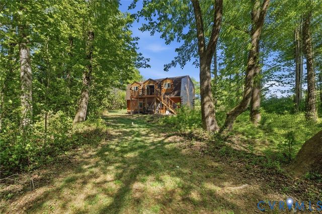 3235 Three Chopt Rd, Gum Spring, VA 23065