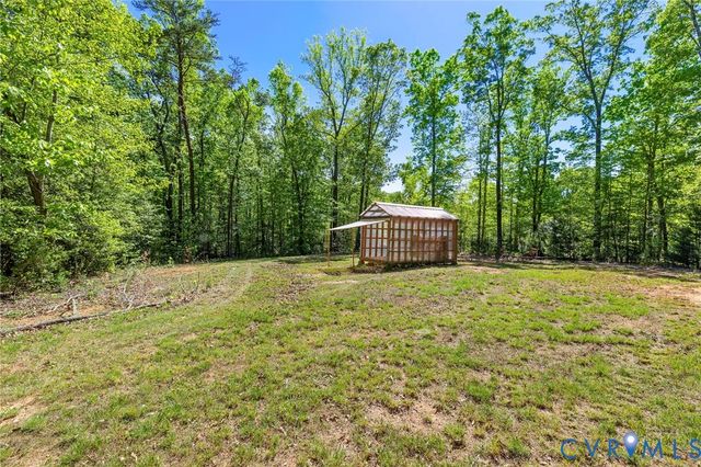 3235 Three Chopt Rd, Gum Spring, VA 23065