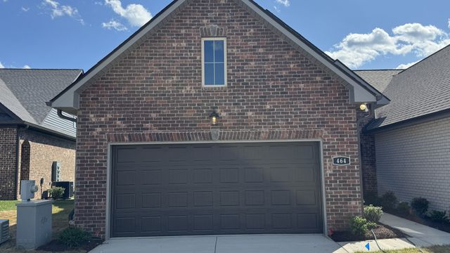 464 W Foxrun, Springfield, TN 37172