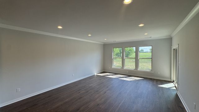 464 W Foxrun, Springfield, TN 37172