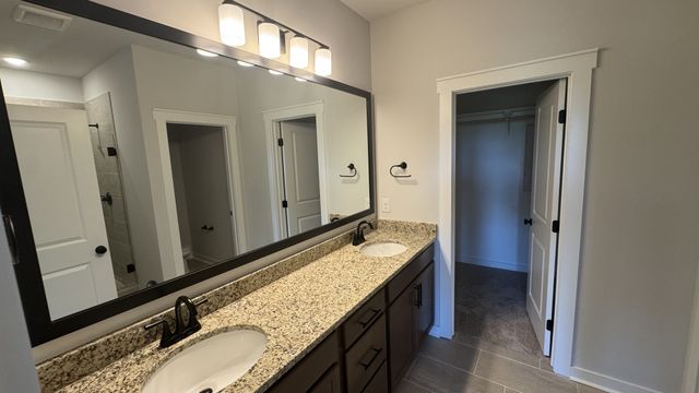 464 W Foxrun, Springfield, TN 37172
