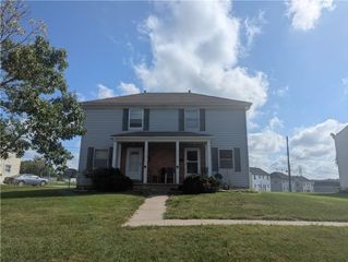 9505-9507 Charlotte Street, Kansas City, MO 64131