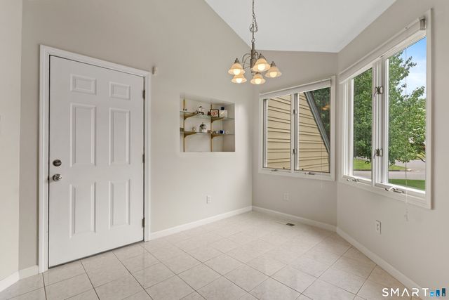 14 L Hermitage Drive 14, Shelton, CT 06484