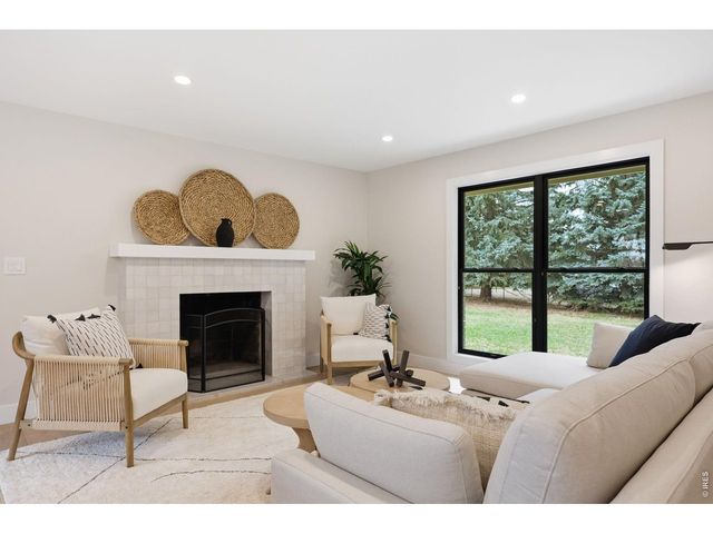 7859 Raven Ct, Boulder, CO 80303