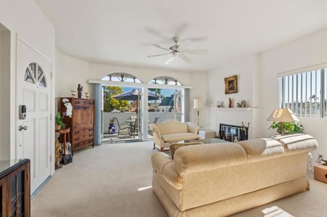 966 C Avenue, Coronado, CA 92118