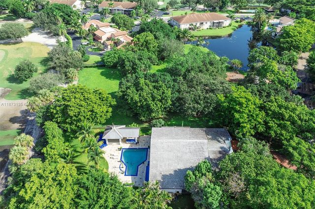 783 W Coco Plum Cir, Plantation, FL 33324