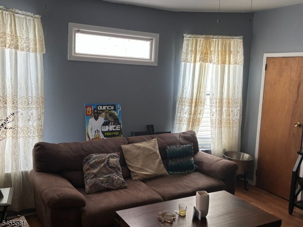 93 Steuben St, East Orange City, NJ 07018 — photo 2