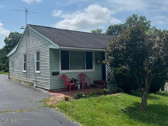 1201 North Barton Street, Johnson City, TN 37604
