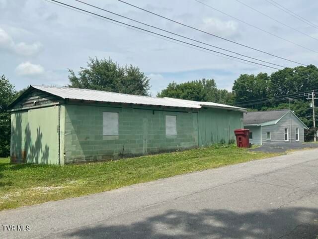 1201 North Barton Street, Johnson City, TN 37604