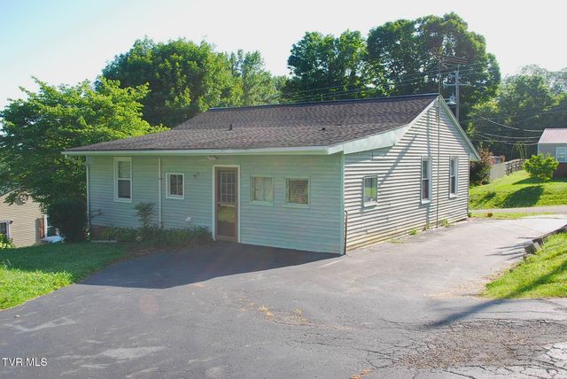 1201 North Barton Street, Johnson City, TN 37604
