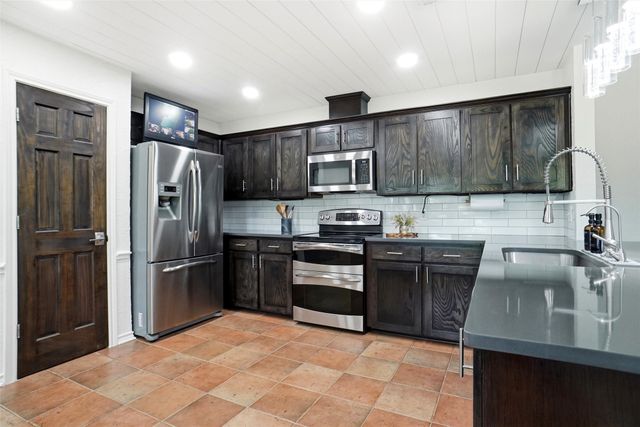 224 Schreiber Drive, Haslet, TX 76052
