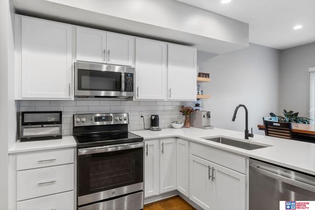 5024 W Amarillo Drive, Lincoln, NE 68528