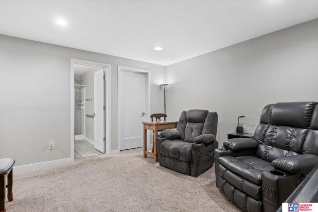 5024 W Amarillo Drive, Lincoln, NE 68528