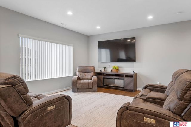 5024 W Amarillo Drive, Lincoln, NE 68528