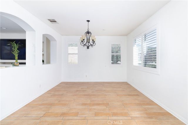 6654 N Ofelia, San Bernardino, CA 92407