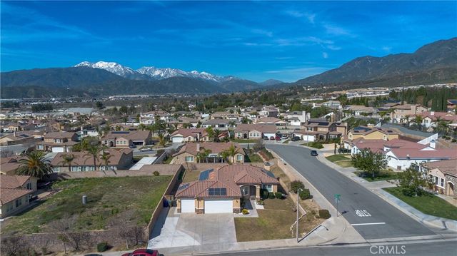 6654 N Ofelia, San Bernardino, CA 92407