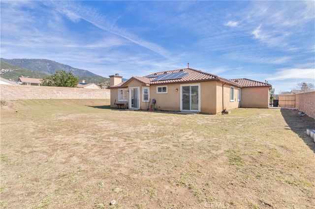 6654 N Ofelia, San Bernardino, CA 92407