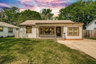 621 Waverly St, Wichita, KS 67218
