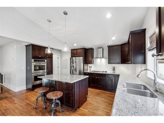 980 Elm St, Denver, CO 80220