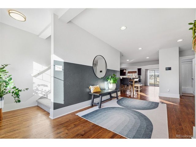 980 Elm St, Denver, CO 80220