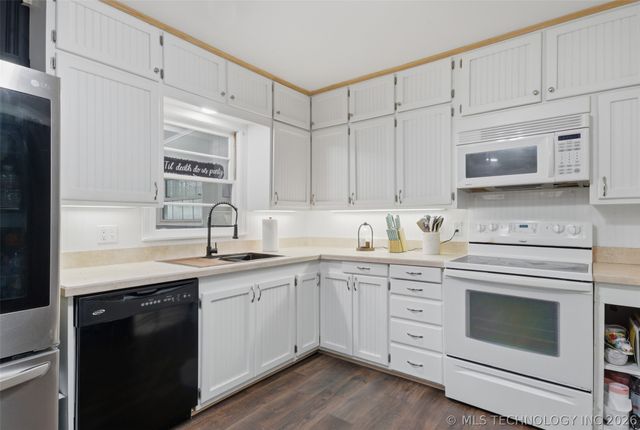 228 S Bell, Vinita, OK 74301