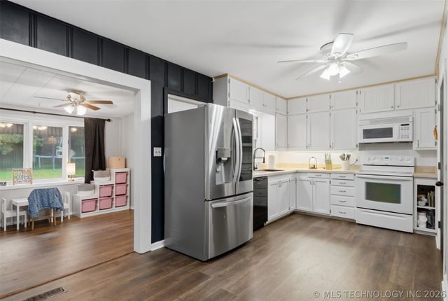 228 S Bell, Vinita, OK 74301