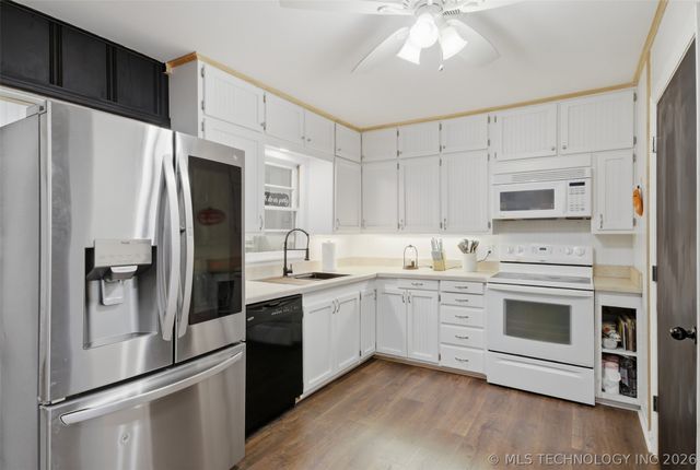 228 S Bell, Vinita, OK 74301