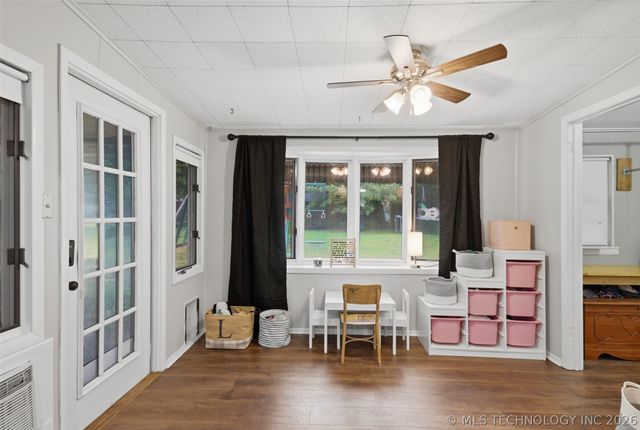 228 S Bell, Vinita, OK 74301