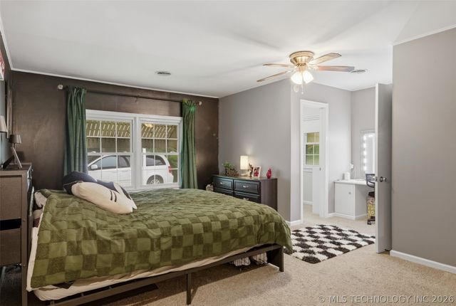 228 S Bell, Vinita, OK 74301