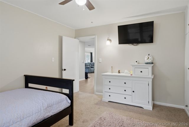 228 S Bell, Vinita, OK 74301