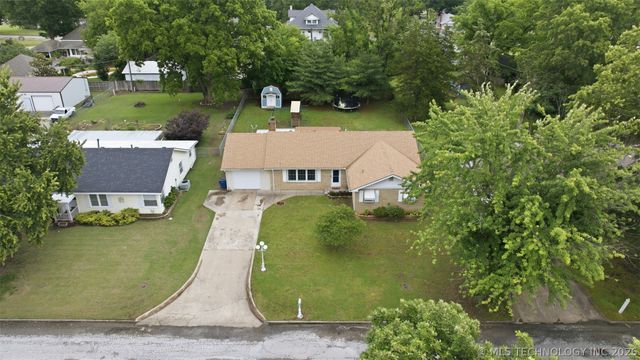 228 S Bell, Vinita, OK 74301