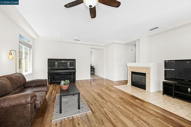 2924 Gelding Ln, Livermore, CA 94551