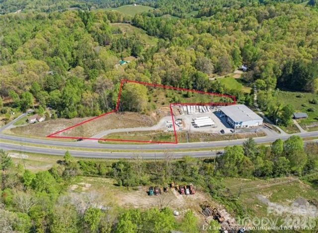 6045 US 19E Highway, Burnsville, NC 28714