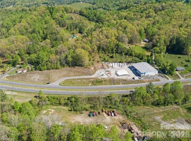 6045 US 19E Highway, Burnsville, NC 28714