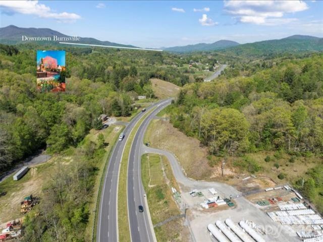6045 US 19E Highway, Burnsville, NC 28714