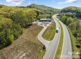 6045 US 19E Highway, Burnsville, NC 28714