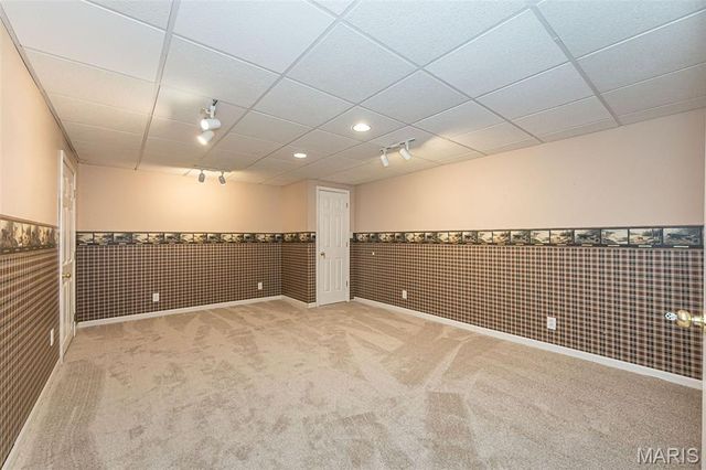 1600 Summerpoint Drive, Fenton, MO 63026