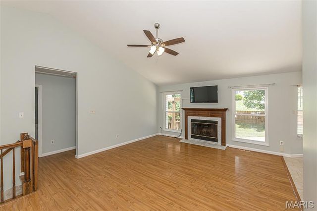 1600 Summerpoint Drive, Fenton, MO 63026