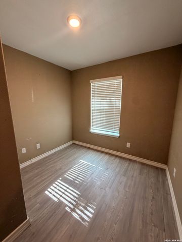 551 Westbend, San Antonio, TX 78227